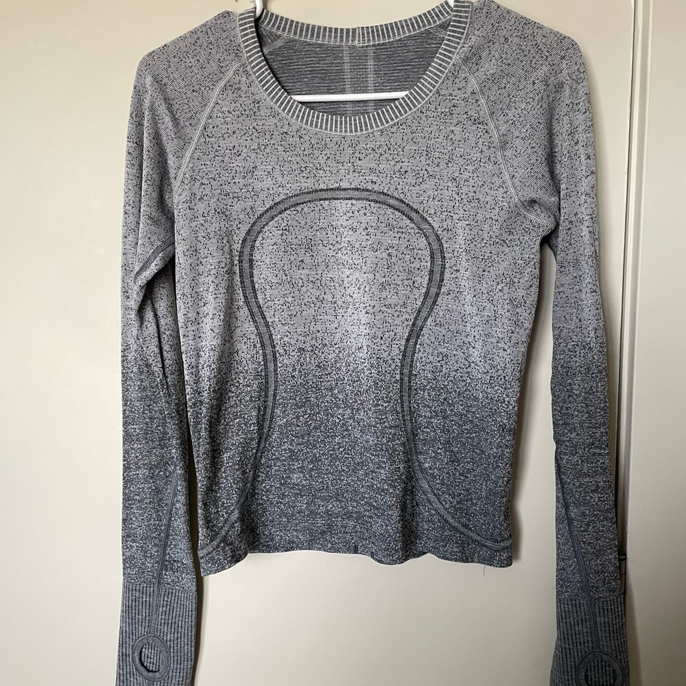lululemon athletica Swiftly Tech Long Sleeve Top cropped